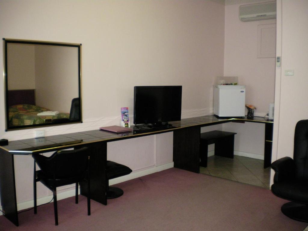 Avalon Motel Mount Gambier Room photo