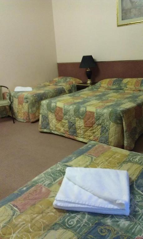 Avalon Motel Mount Gambier Room photo