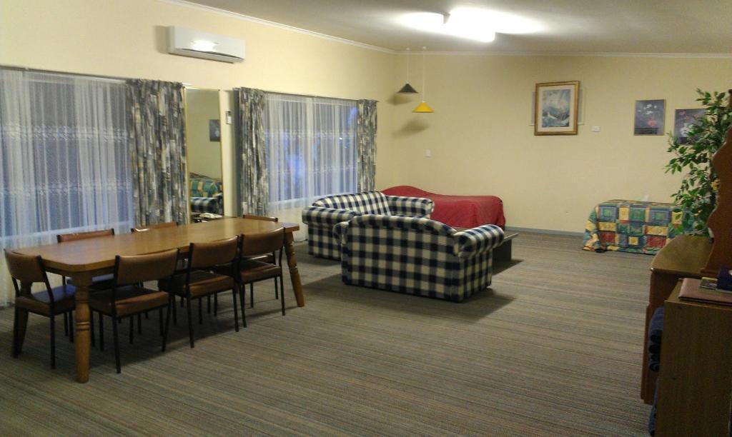 Avalon Motel Mount Gambier Room photo