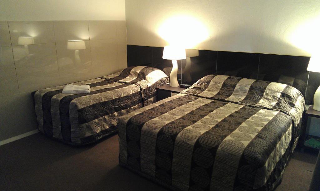 Avalon Motel Mount Gambier Room photo