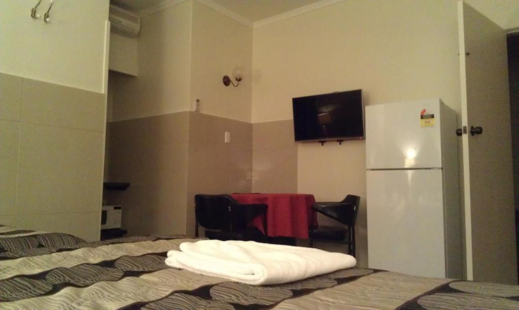 Avalon Motel Mount Gambier Room photo